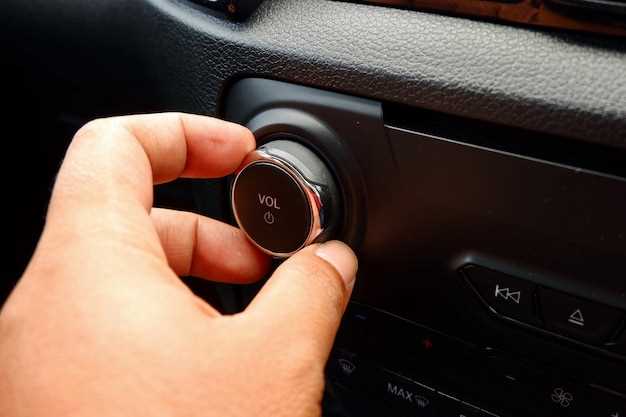 Как заменить батарейку в ключе Nissan Qashqai J11